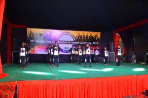 School moment 45